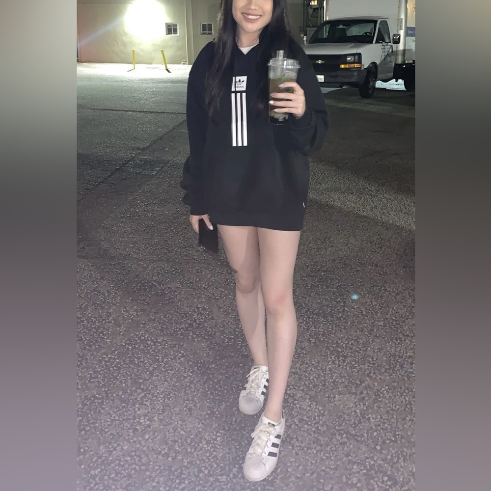 Adidas oversized hoodie